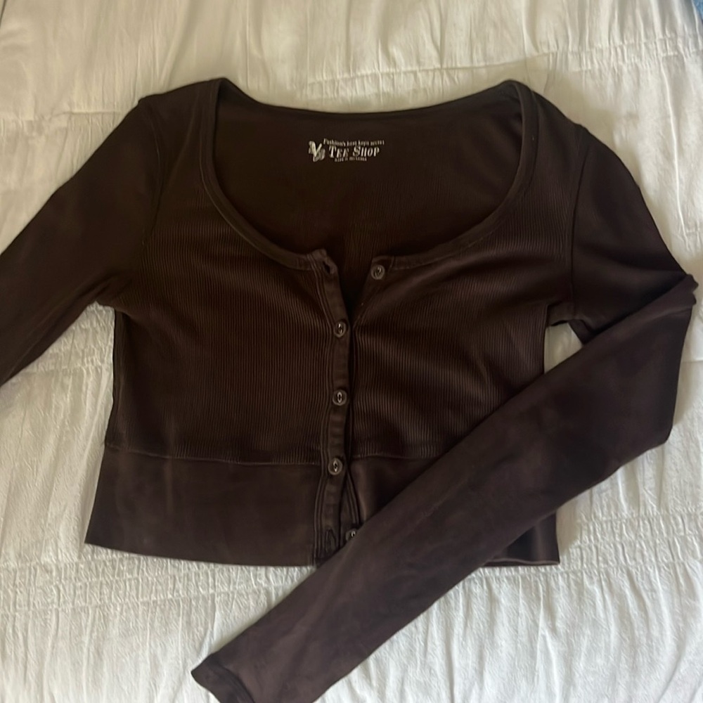 Vintage brown cropped long sleeve tee
